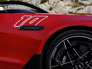 Close-up AMG ceramic high-performance composite braking system in PureSpeed.
