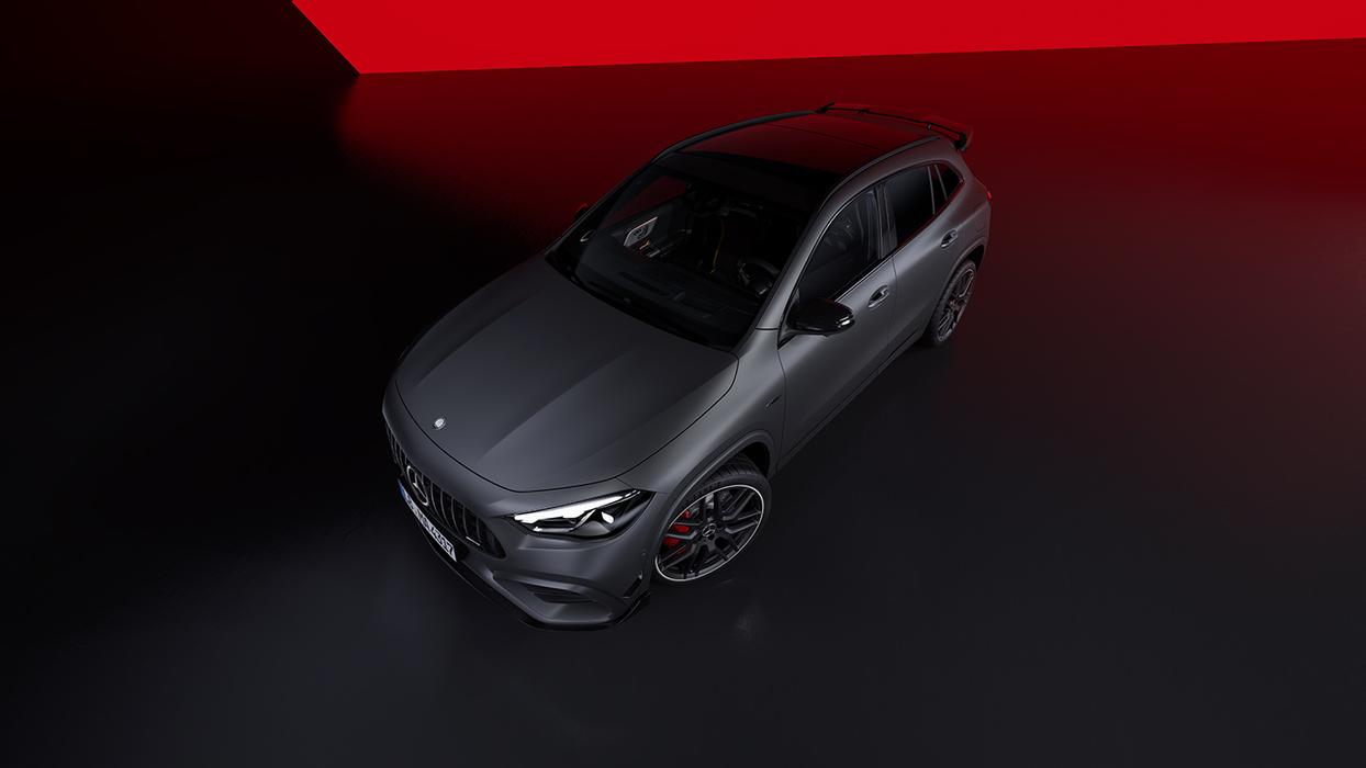 Bird's eye view of the new Mercedes-AMG GLA 45 S 4MATIC+.
