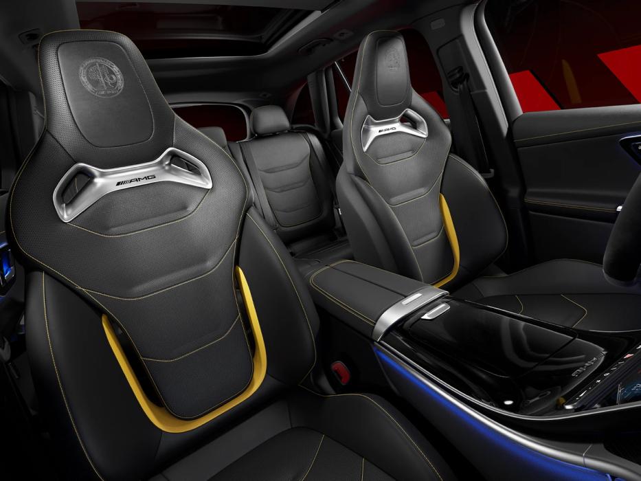 Interior of the new Mercedes-AMG GLC 63 S E PERFORMANCE.