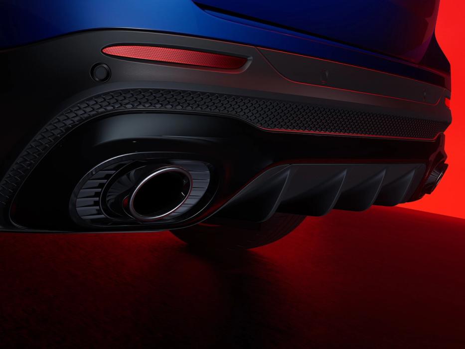 Mercedes AMG GLB 35 SUV exhaust system.