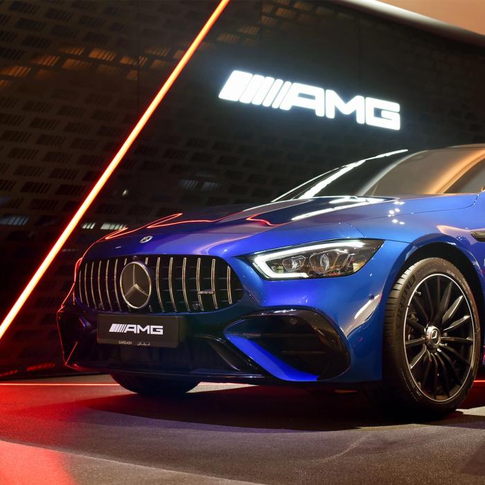 Showroom AMG Performance Center.