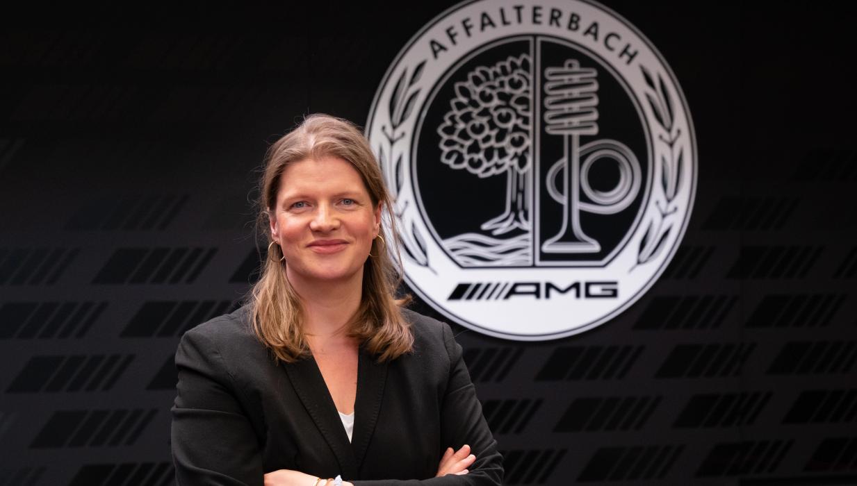 Portrait of Mercedes-AMG CFO Stefanie Choritz